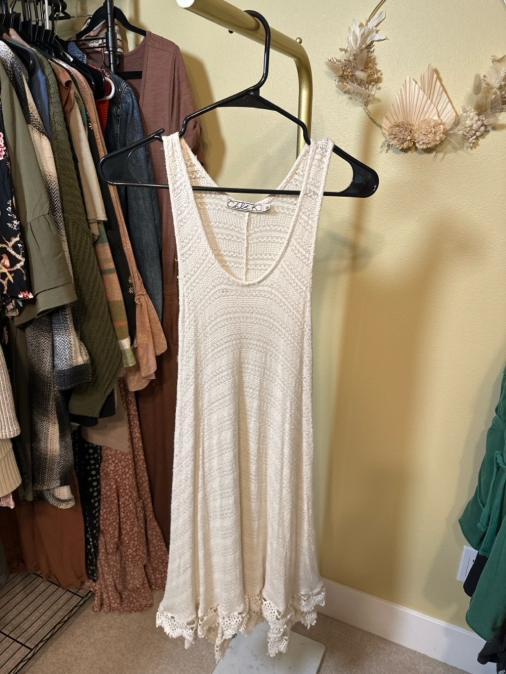 165. Chloe K white knit dress - Picture 2 of 9